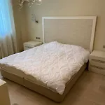 מלון דירות Goldcity 2 Chambres, Vue Sur Mer, Aquapark Non Inclus אלאניה