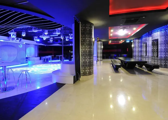 Goldcity 2 Chambres, Vue Sur Mer, Aquapark Non Inclus Aparthotel