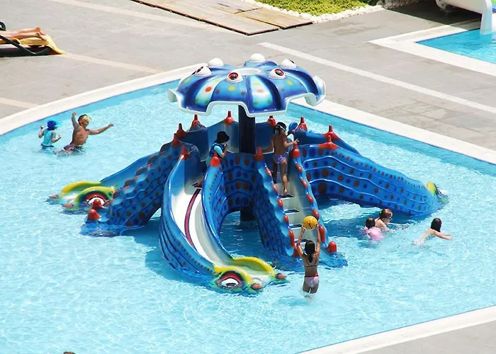 Aparthotel Goldcity 2 Chambres, Vue Sur Mer, Aquapark Non Inclus