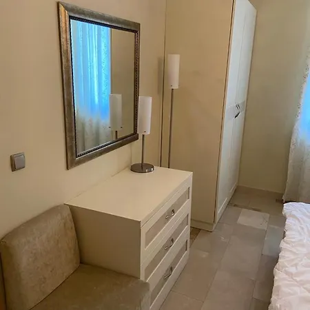 Goldcity 2 Chambres, Vue Sur Mer, Aquapark Non Inclus 아파트호텔